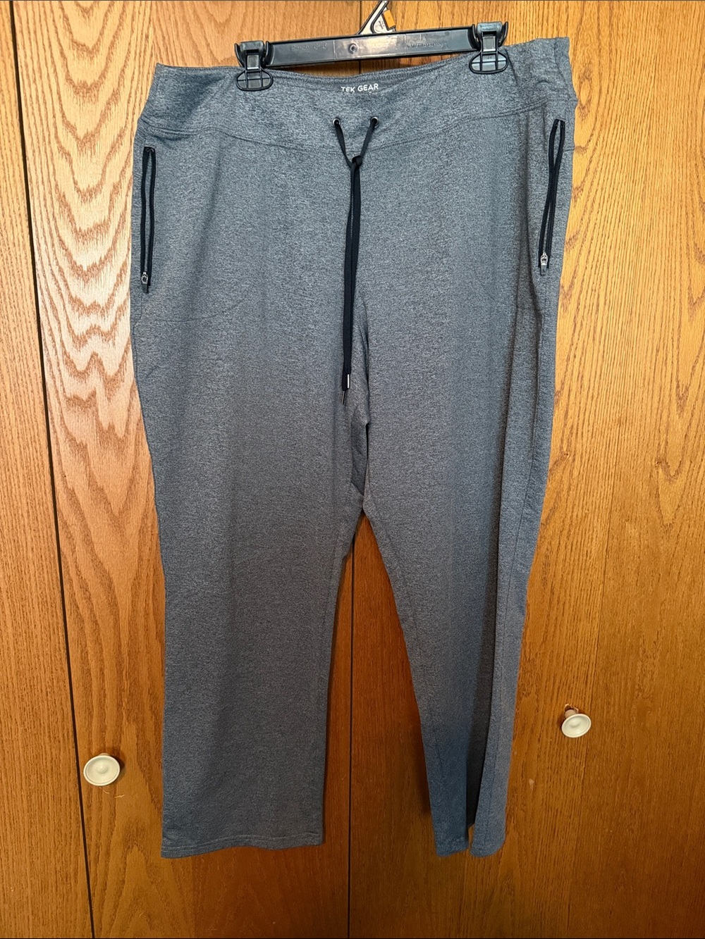 tek gear Women’s Charcoal Gray Jogger Sweatpants